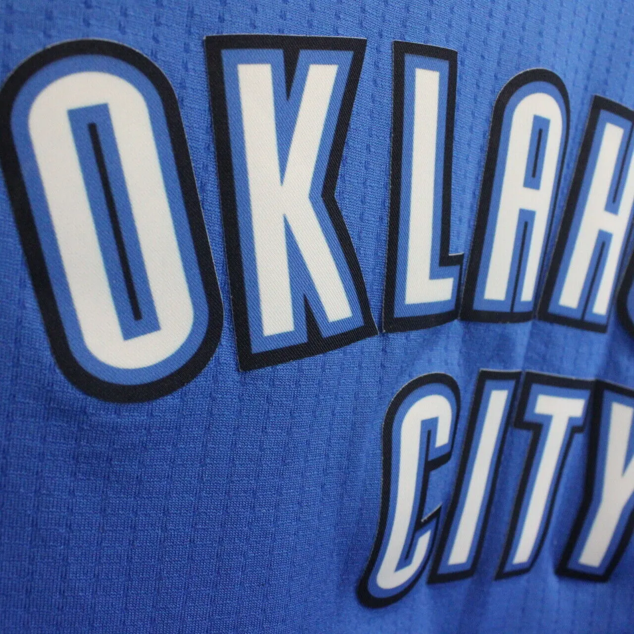 ADIDAS Oklahoma City THUNDERS Jersey | Medium