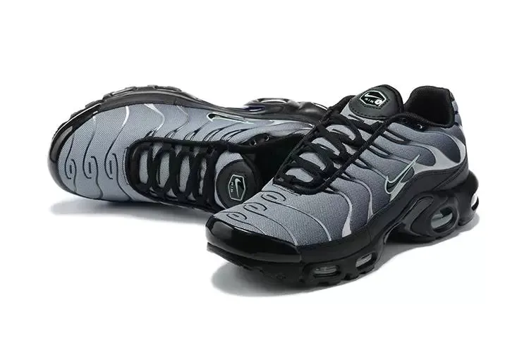 Nike TN - Black | Gray