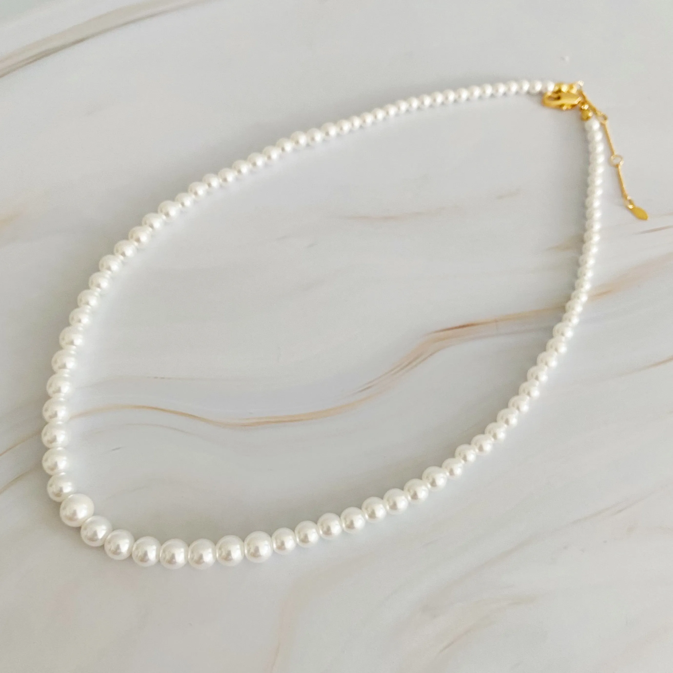 Queen Liz Graduated Pearl Necklace