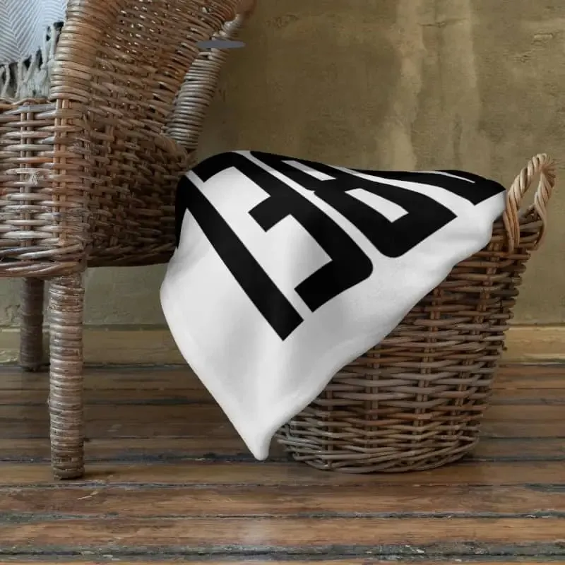 Snake Silk Touch Throw Blanket - Soft, Machine-Washable, Hypoallergenic